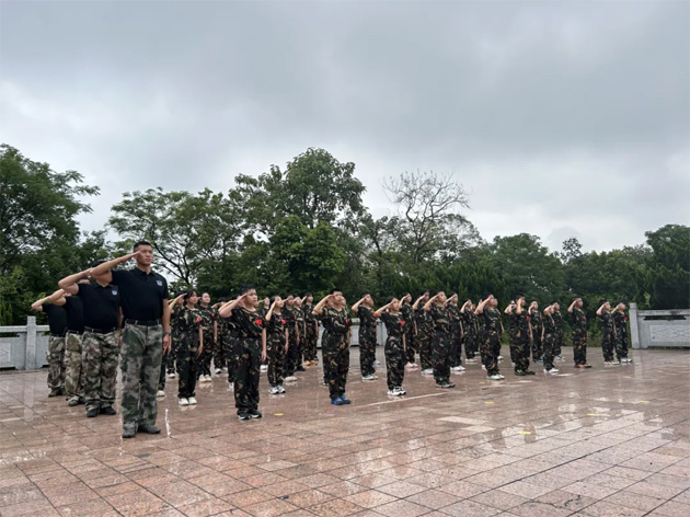 點亮夏日，共促成長丨梧州市“陽光少年”工會夏令營暖心瞬間回顧