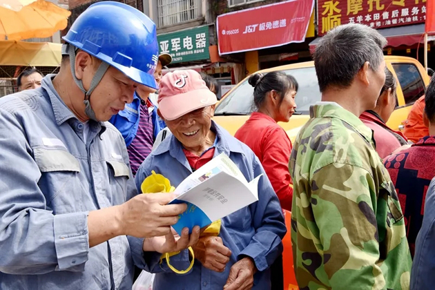 南方電網廣西新力集團梧州供電公司打造電力線路“安全走廊”