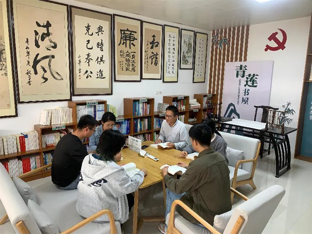 藤縣氣象局積極打造職工書屋，深化書香機關建設