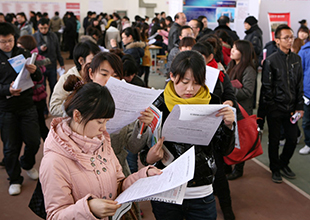梧州：創業帶動就業 上半年城鄉新增就業五萬多人次